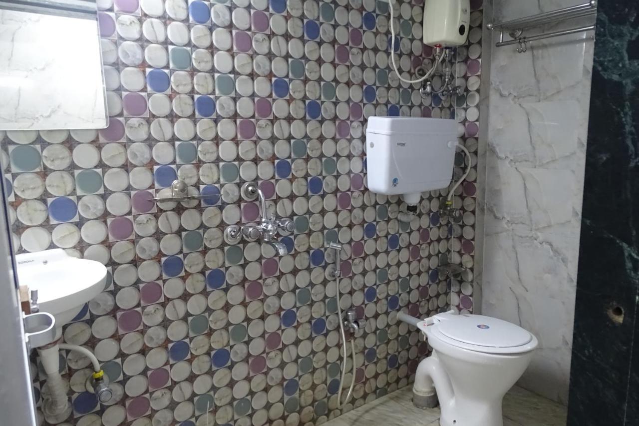Sunshine Backpackers, Airport Hostel Mumbai Kültér fotó