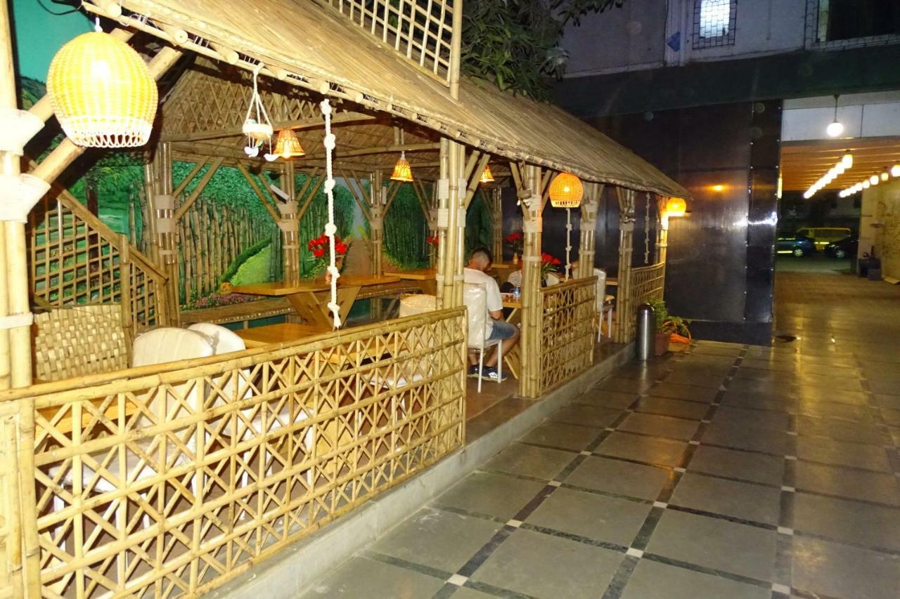 Sunshine Backpackers, Airport Hostel Mumbai Kültér fotó