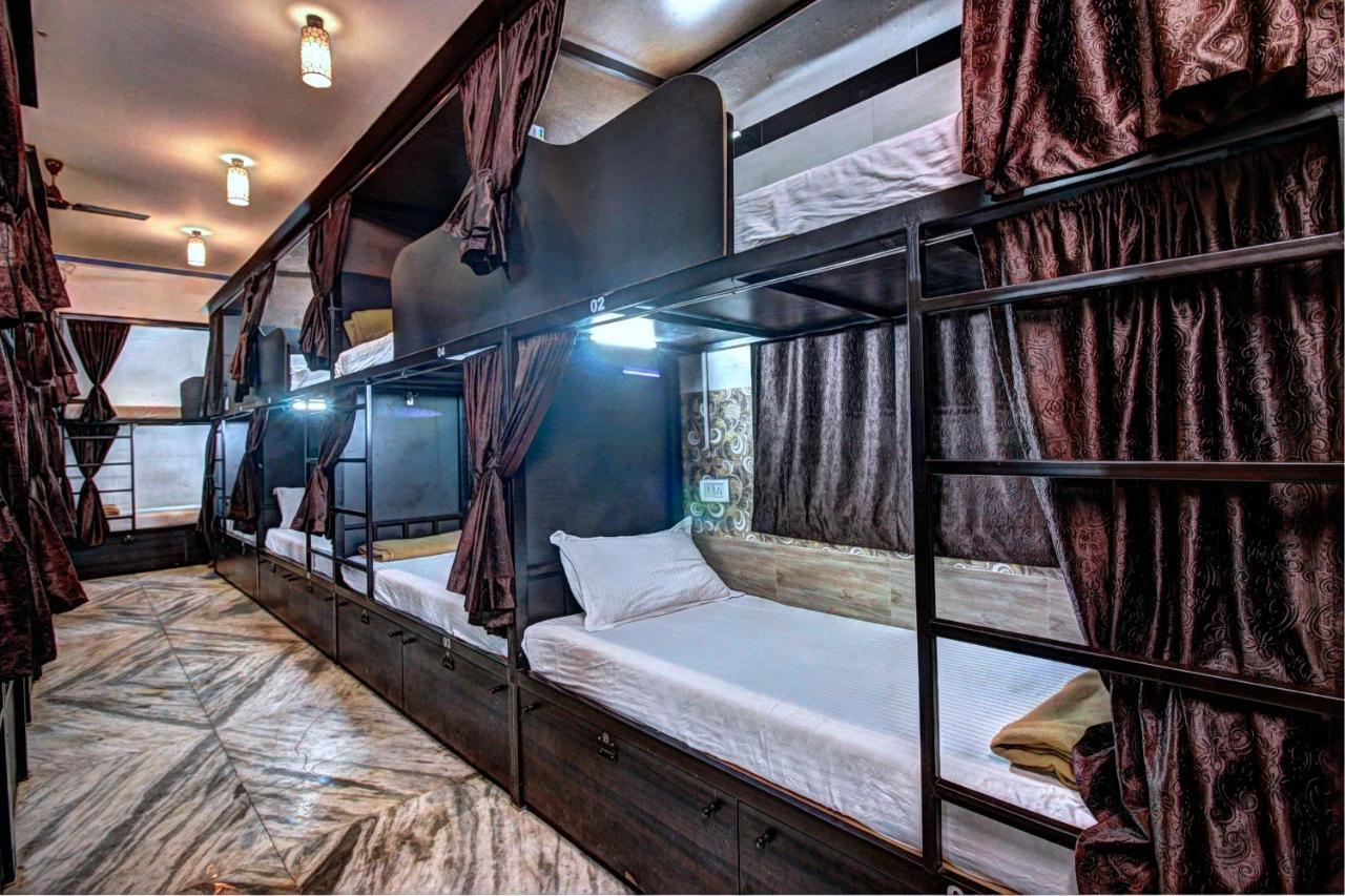 Sunshine Backpackers, Airport Hostel Mumbai Kültér fotó